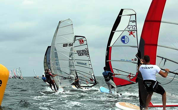 Deutscher Windsurfcup in Boltenhagen.  Foto: DWC