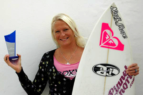 Sonja H�nscheid ist Surferin des Jahres 2008.  Foto: privat