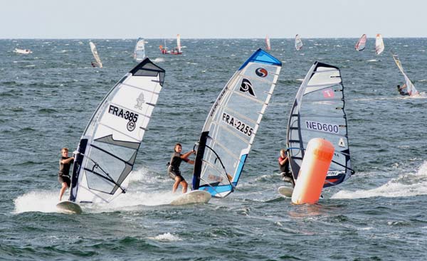 IFAC Slalom Sch�nberger Strand 2009: Jugendwettbewerb.  Foto: Katja Buergelt