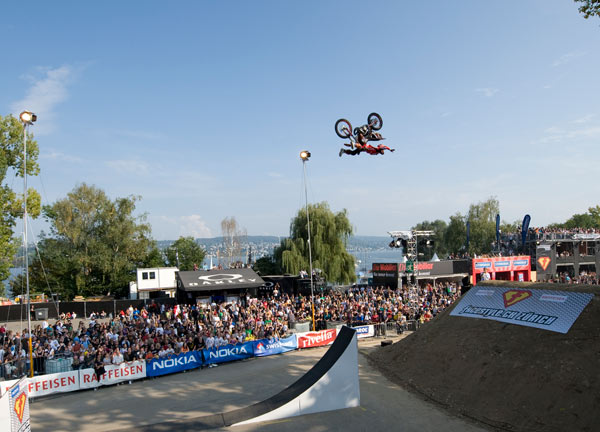 FMXer Dany Torres: freestyle.ch 2009 in Z�rich.  Foto: Marc Zander