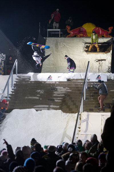 Red Bull Upside Down 2010: Inner City Snowboard Contest in Linz  Foto: Martin Lugger Red Bull Photofiles