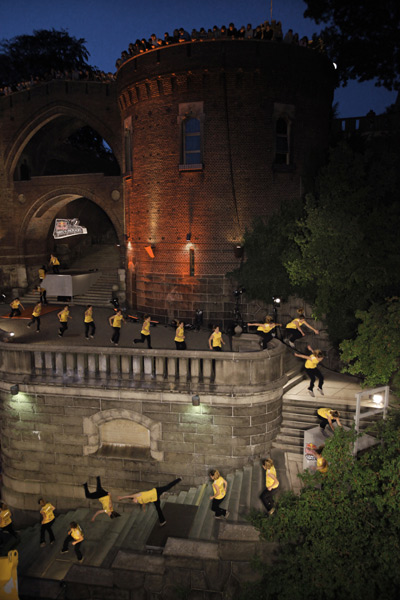 Freerunnerin Luci Romberg in Action.  Foto: Red Bull Photofiles