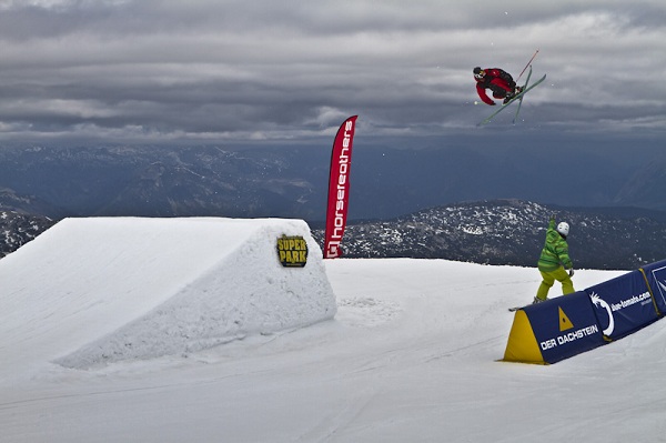 QParks Tour Finale Horsefeathers Superpark Dachstein 2011.  Foto: Roland Haschka/ QParks