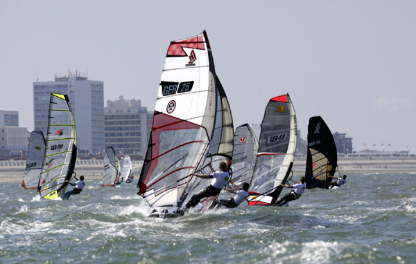 Racing.  Foto: Stevie Bootz