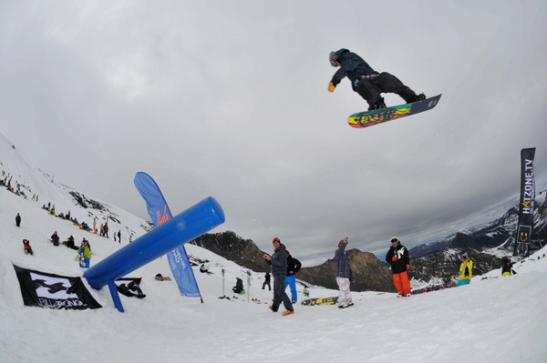 ark Opening 2011: Hintertux er�ffnet die Wintersaison.  Foto: Markus Deutinger