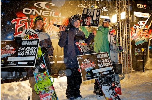 O�Neill Evolution Davos 2012.  Foto: Copyright � 2012 TTR Pro Snowboarding